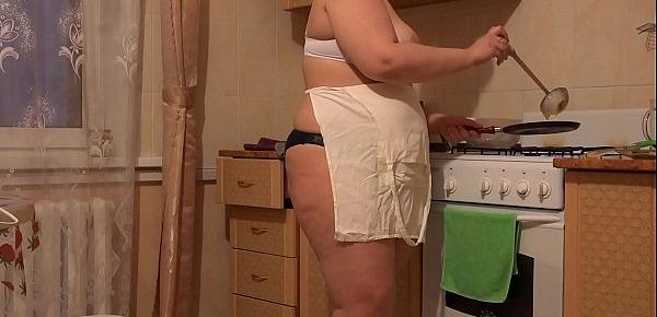  The fat girl prepares in panties and then removes them.
